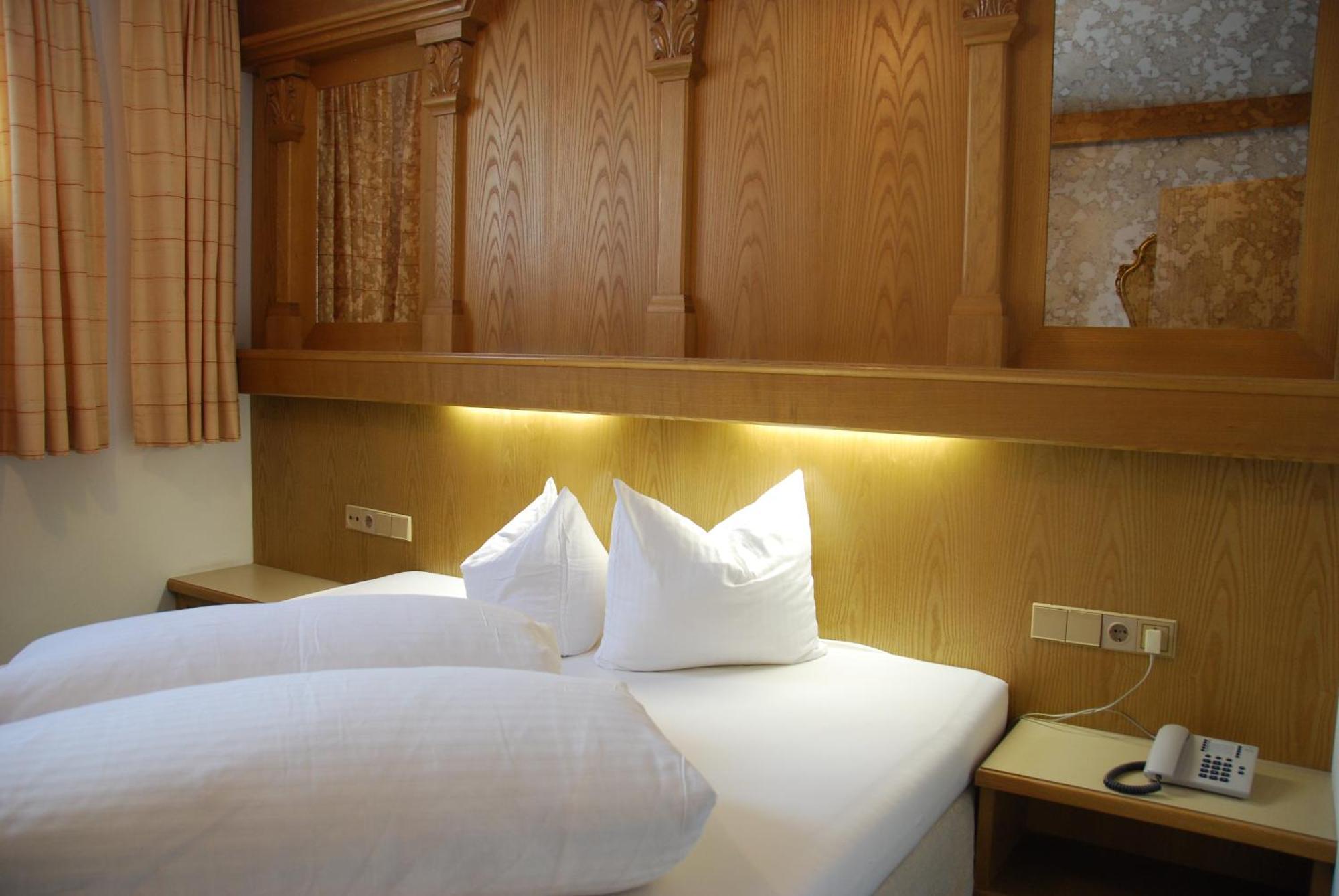 Alpenhotel Regina Nauders Habitación foto